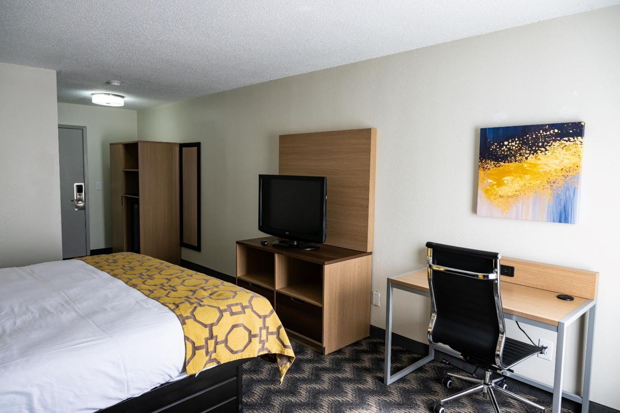 Baymont By Wyndham Greensboro/Coliseum Eksteriør bilde